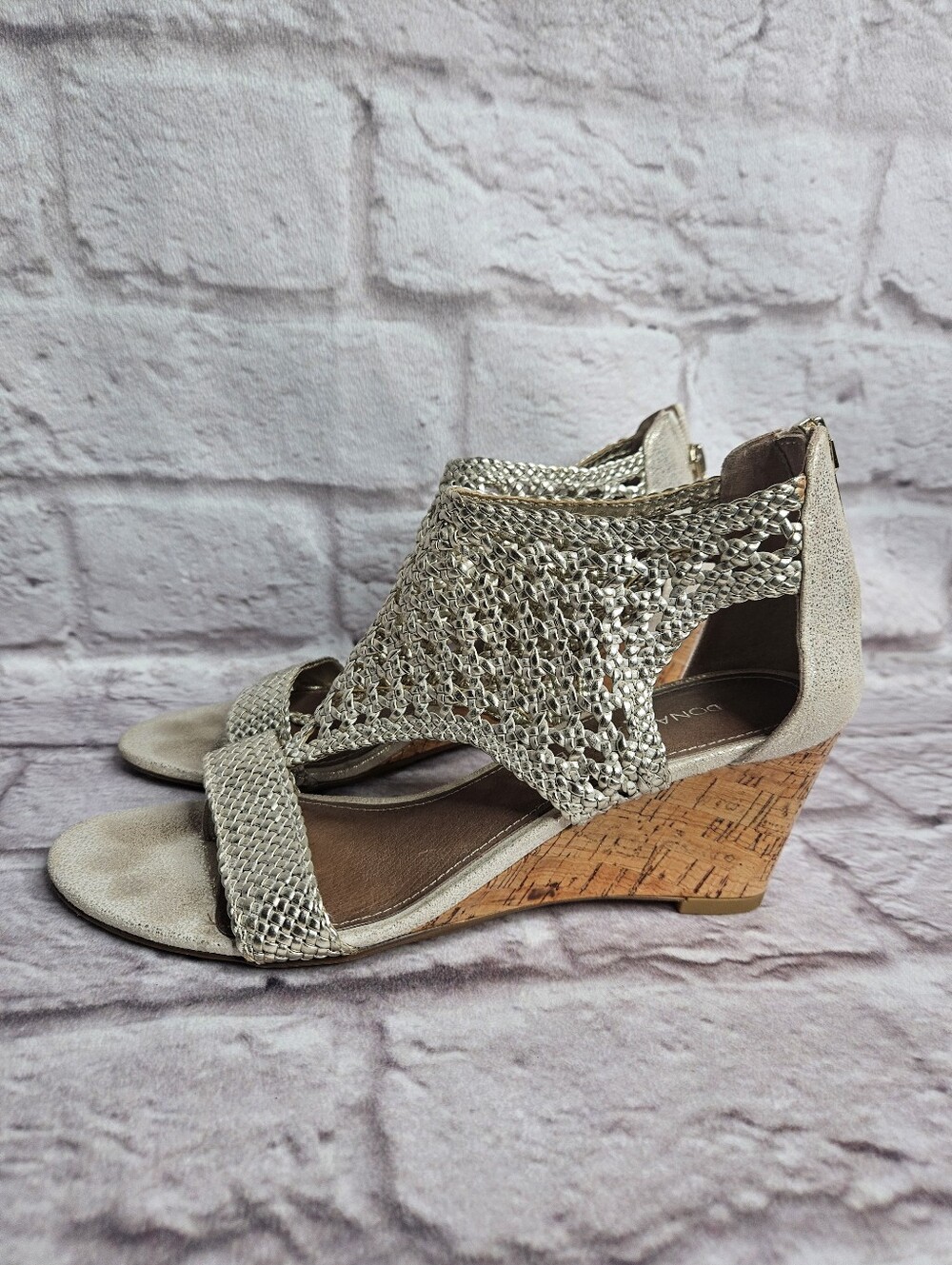 Donald J. Pliner Joli Wedge Sandal Women's Size 7.5